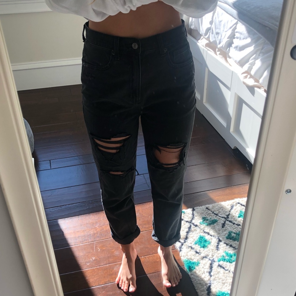 Black ripped jeans mom jean fit